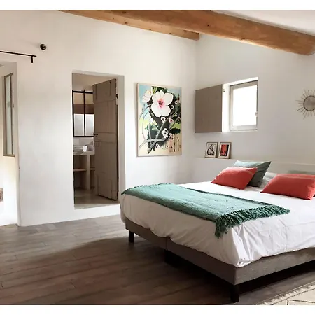 Les Toiles Du 15 Bed and breakfast 4*