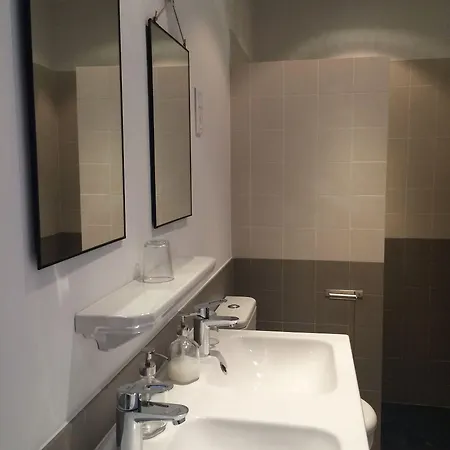 Bed & Breakfast Les Toiles Du 15 Montaren-et-Saint-Mediers