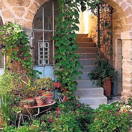 Les Toiles Du 15 Bed & Breakfast 4*