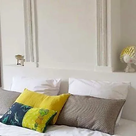 Les Toiles Du 15 Bed & Breakfast