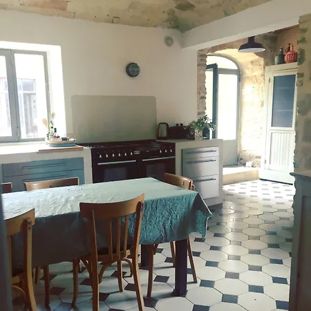Les Toiles Du 15 Bed & Breakfast Montaren-et-Saint-Médiers