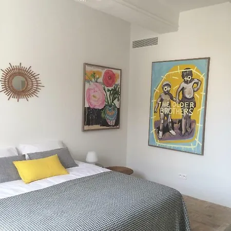 Bed & Breakfast Les Toiles Du 15 Montaren-et-Saint-Mediers