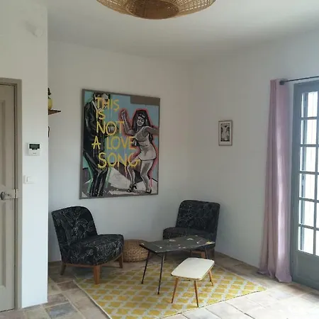 Bed & Breakfast Les Toiles Du 15 Montaren-et-Saint-Mediers