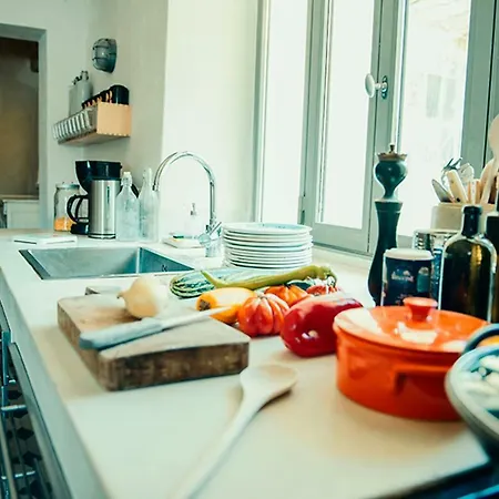 Les Toiles Du 15 Montaren-et-Saint-Médiers