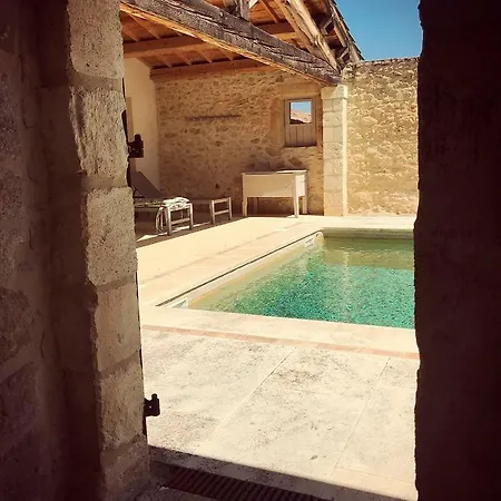 Les Toiles Du 15 4* Montaren-et-Saint-Mediers