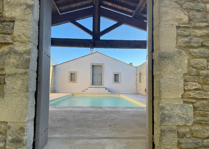 Bed & Breakfast Les Toiles Du 15 Montaren-et-Saint-Mediers