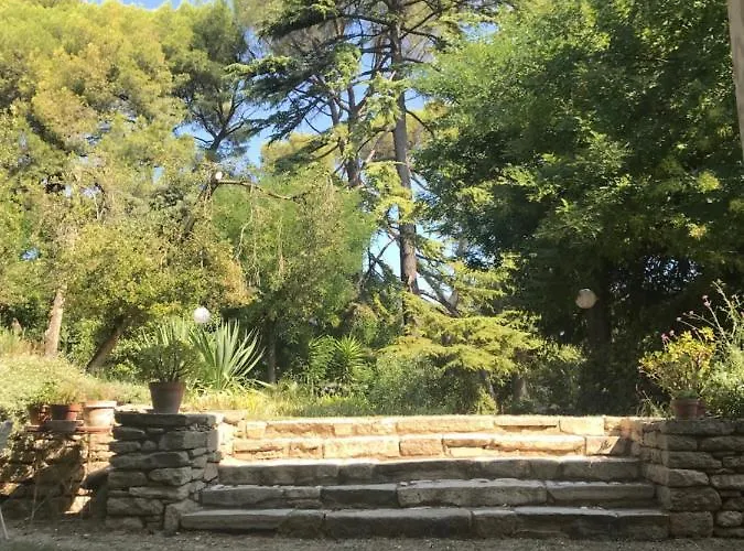 Les Toiles Du 15 Bed & Breakfast Montaren-et-Saint-Mediers